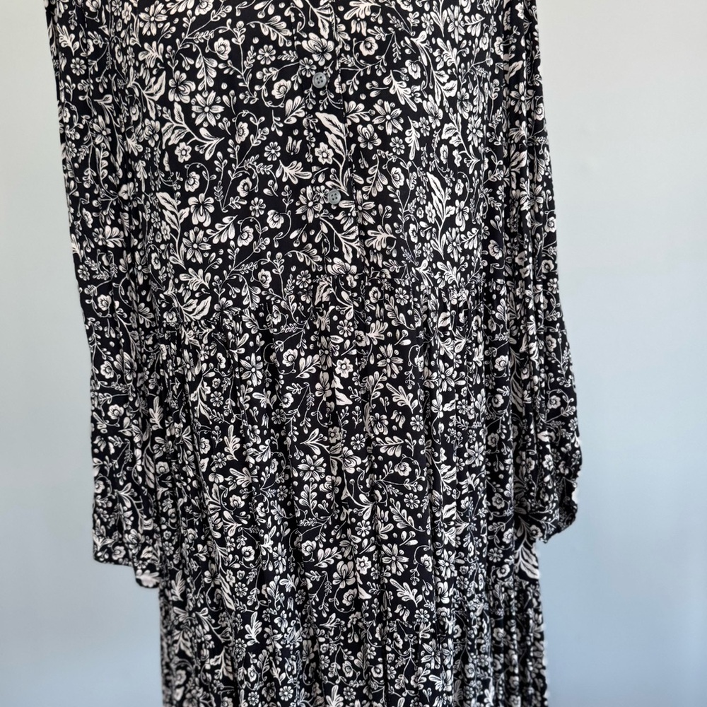 J.CREW Hadid shirt dress in a black and white bouquet print sz L - Picture 10 of 15